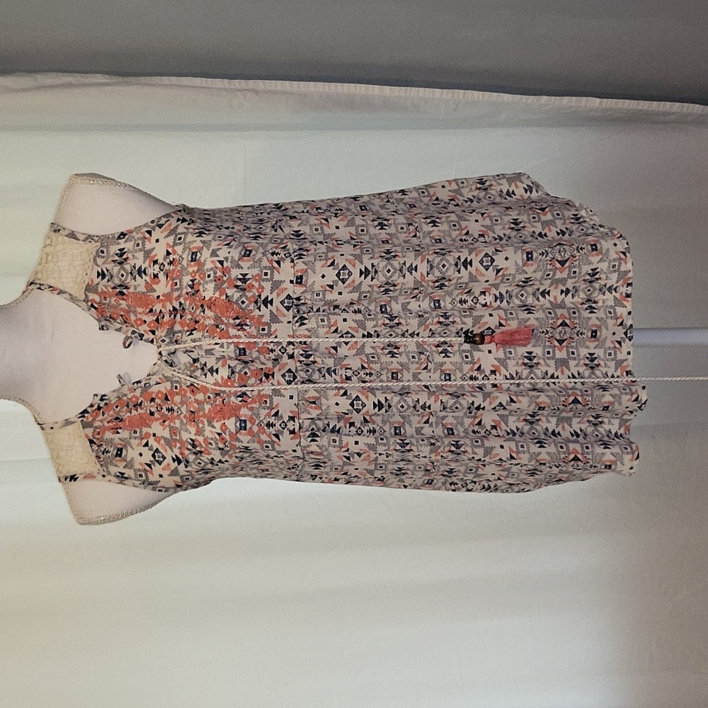 Women's blouse